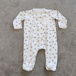 Mango Adorable Baby Onesie with Paw Prints 3-6 Months or 6 Months